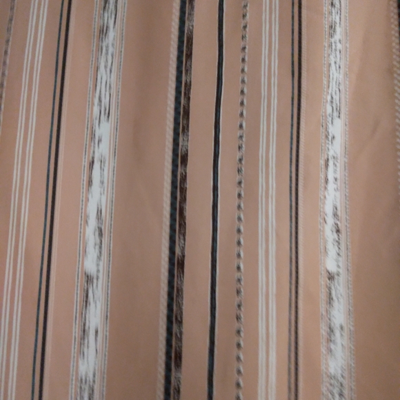 Striped Knotted Front Top - Picture 4 of 5